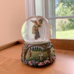 Vintage SANKYO Musical Snow Globe